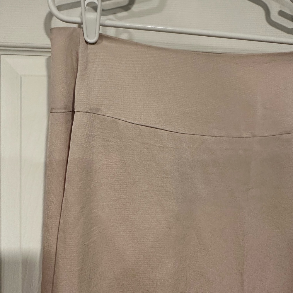 ❤️ Express High Rise Midi Skirt - Picture 4 of 10